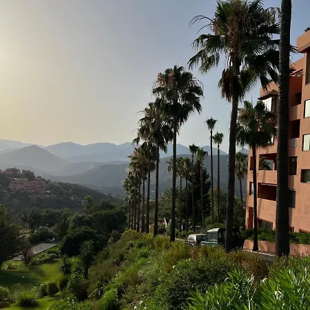 Marbella Luxury Apartment La Mairena * Marbella